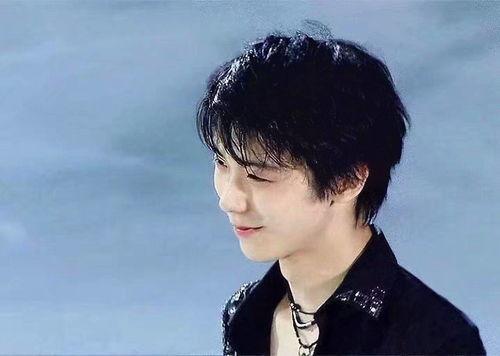 娱乐吃瓜酱说羽生结弦,冰上舞者，娱乐界的瓜中明星